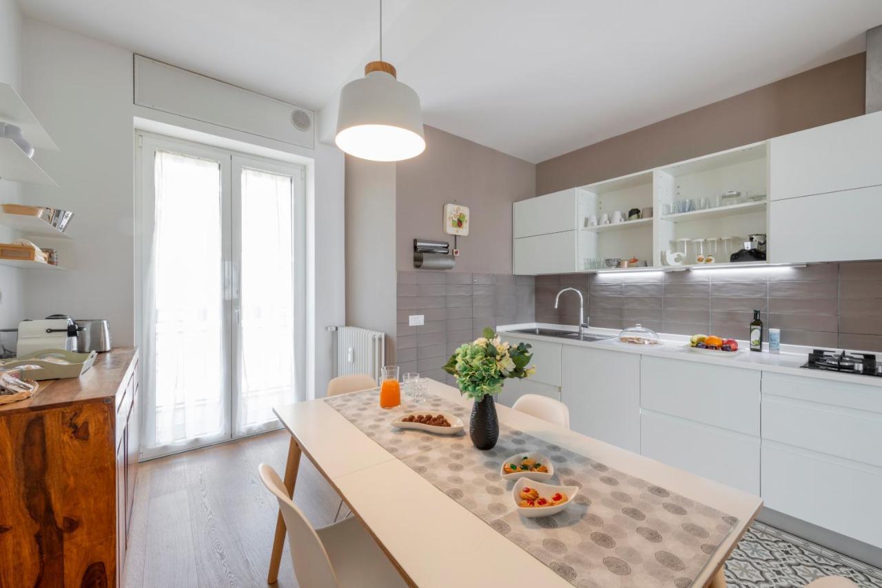 Ferrucci, 10 - Elegante Oasi Urbana A Milano Apartment Exterior photo