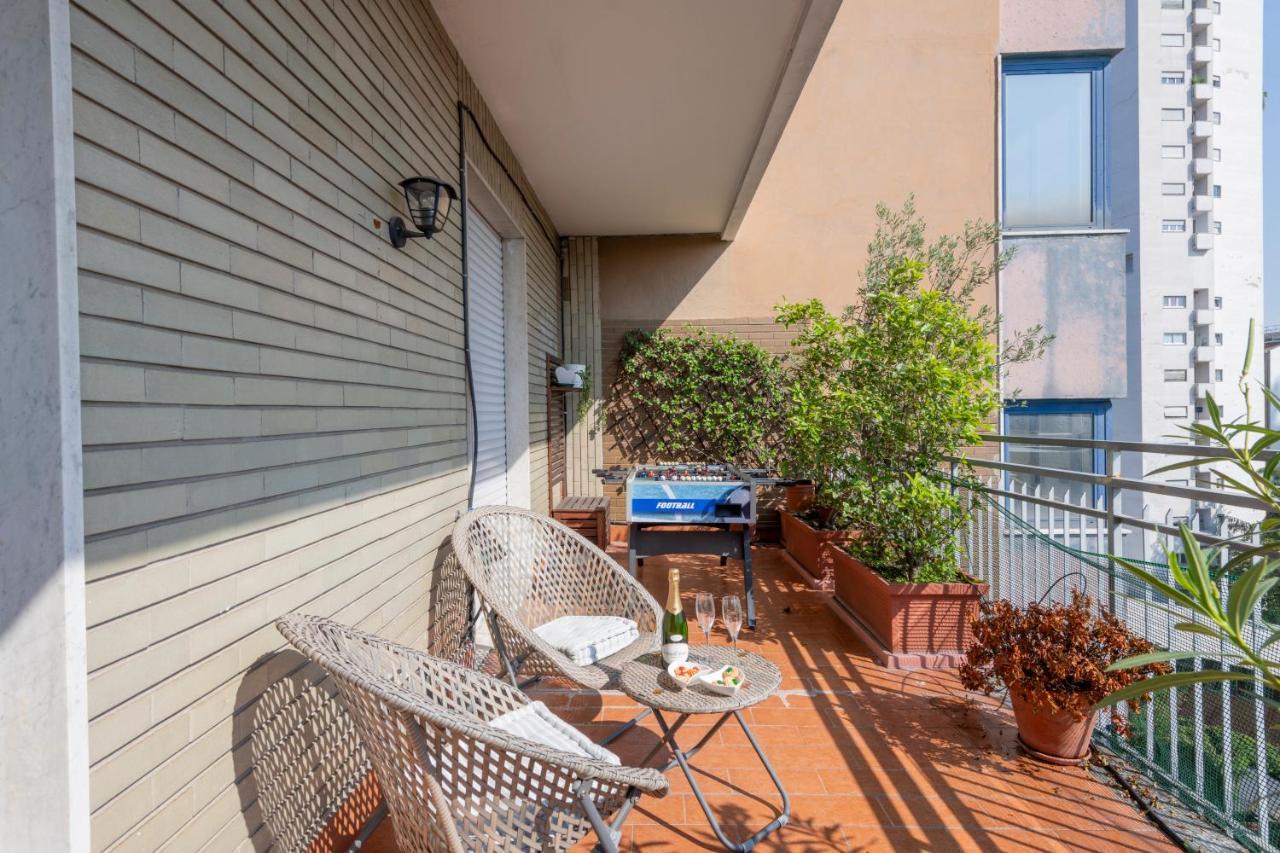 Ferrucci, 10 - Elegante Oasi Urbana A Milano Apartment Exterior photo
