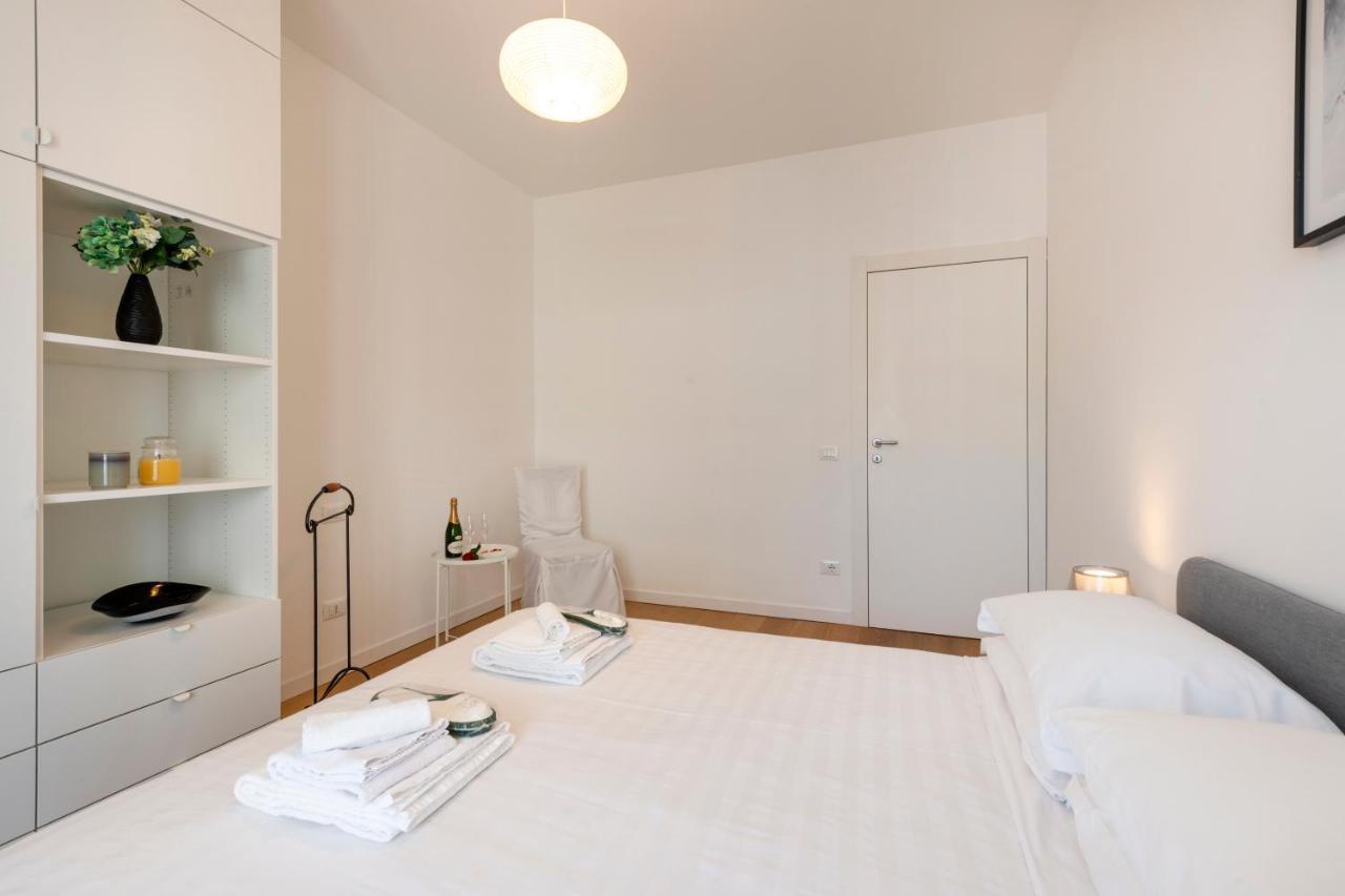 Ferrucci, 10 - Elegante Oasi Urbana A Milano Apartment Exterior photo