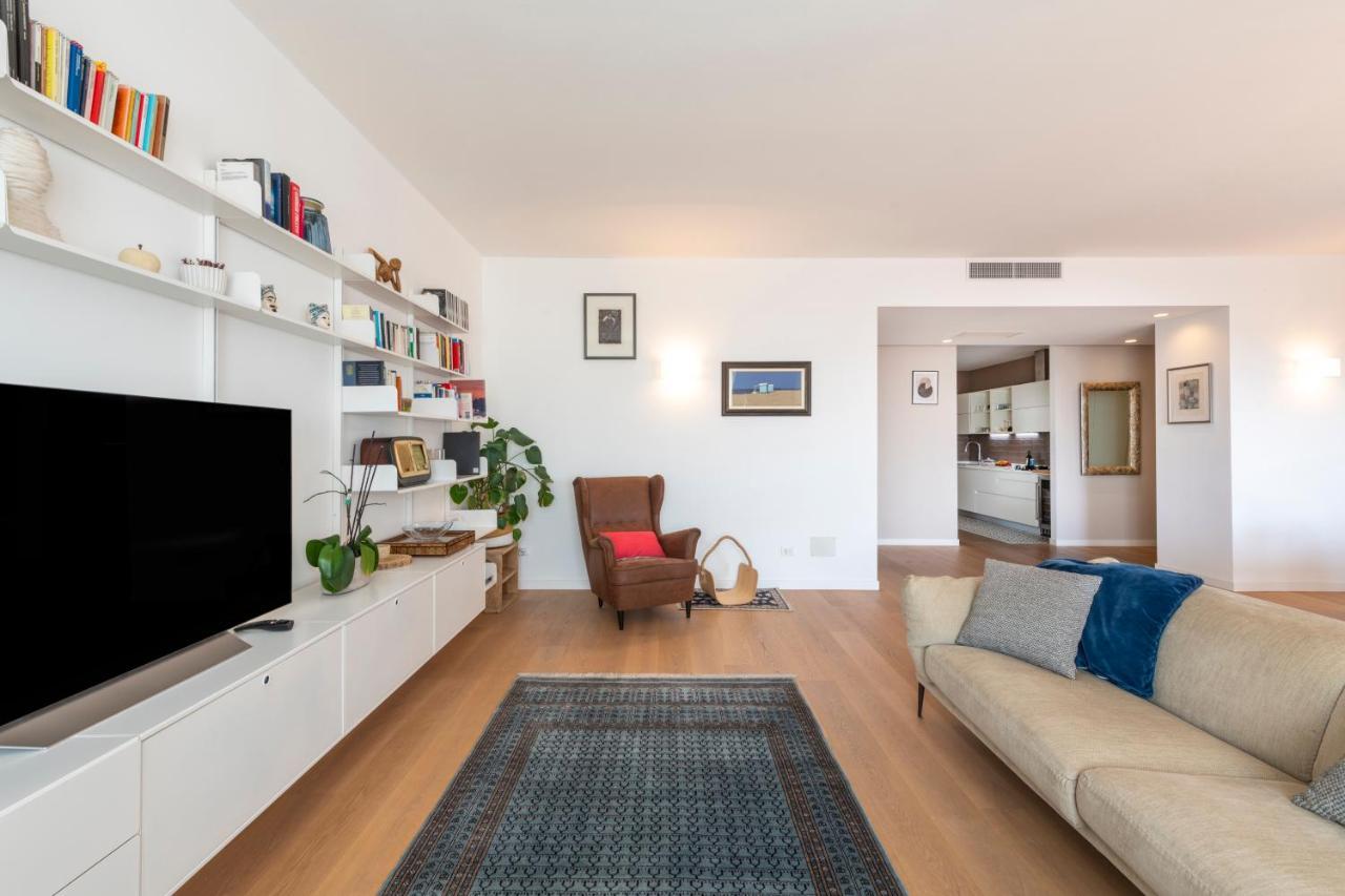Ferrucci, 10 - Elegante Oasi Urbana A Milano Apartment Exterior photo